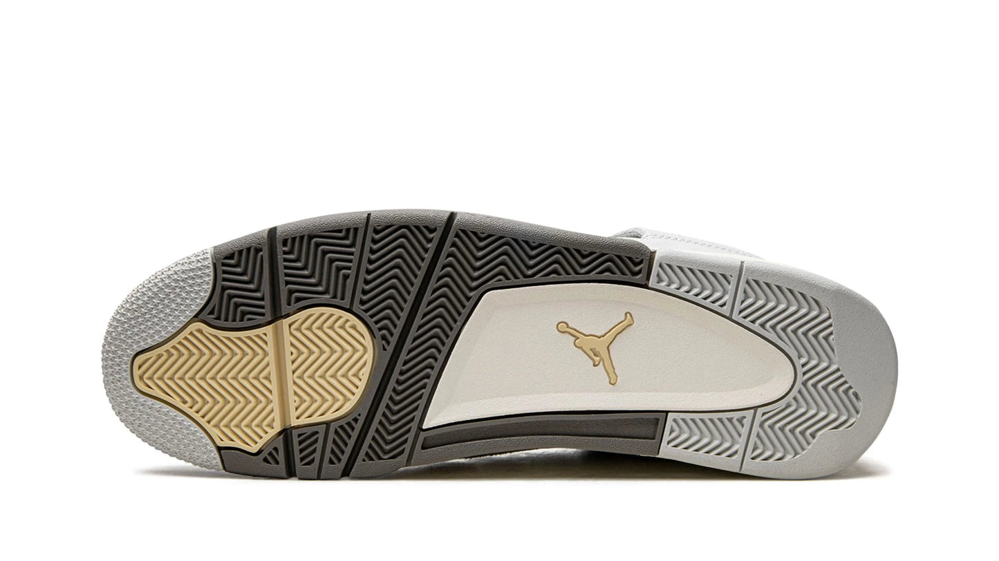 Jordan 4 Retro SE Craft "Photon Dust"